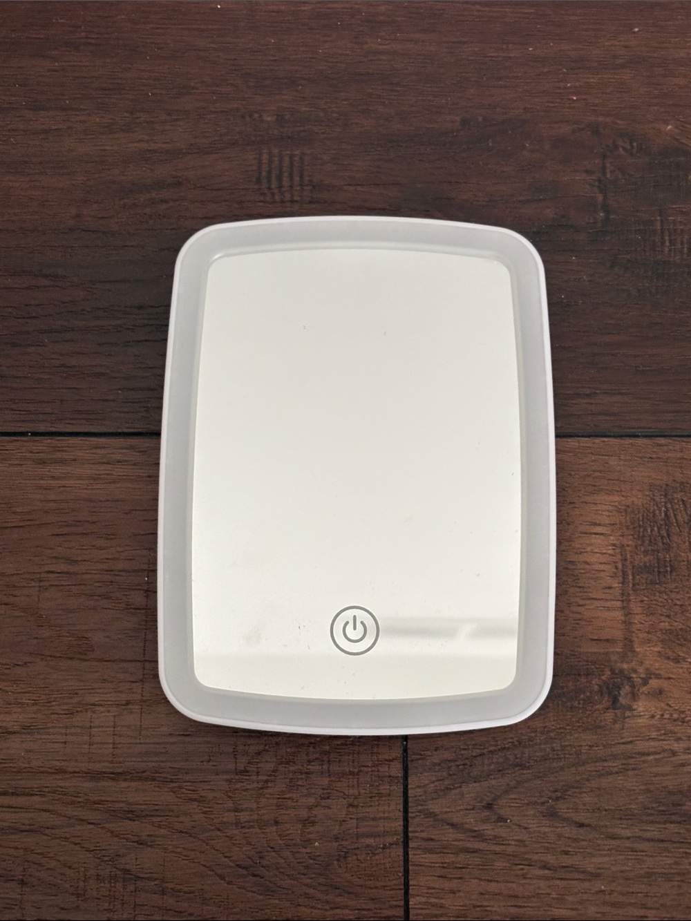 Light-Up Portable Mirror